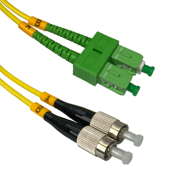 Jumper fibra óptica SC/APC FC/UPC monomodo dúplex 1m vista frontal – Casher Group Chile