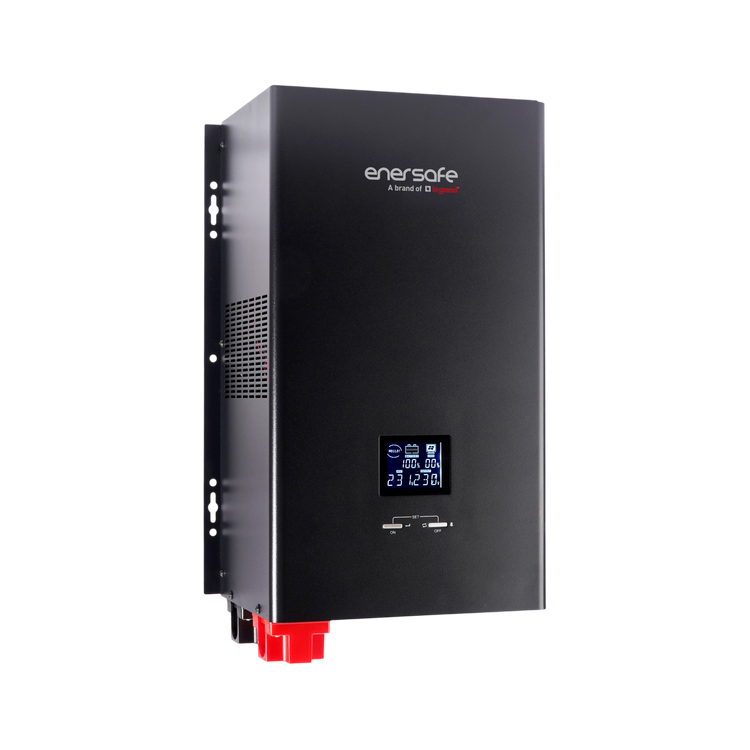 Inversor Cargador ENERSAFE 2500VA 2500W 24VDC Sinusoidal Pura DSP – Vista frontal panel LCD Casher Group Chile