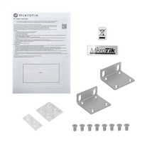 MikroTik RB1100AHx4 detalle puertos Gigabit y puerto serial DB9 RS232 – Casher Group Chile 4