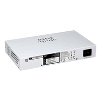 Switch Cisco CBS110-24T-NA, vista posterior con conector de alimentación y etiqueta – Casher Group Chile 2